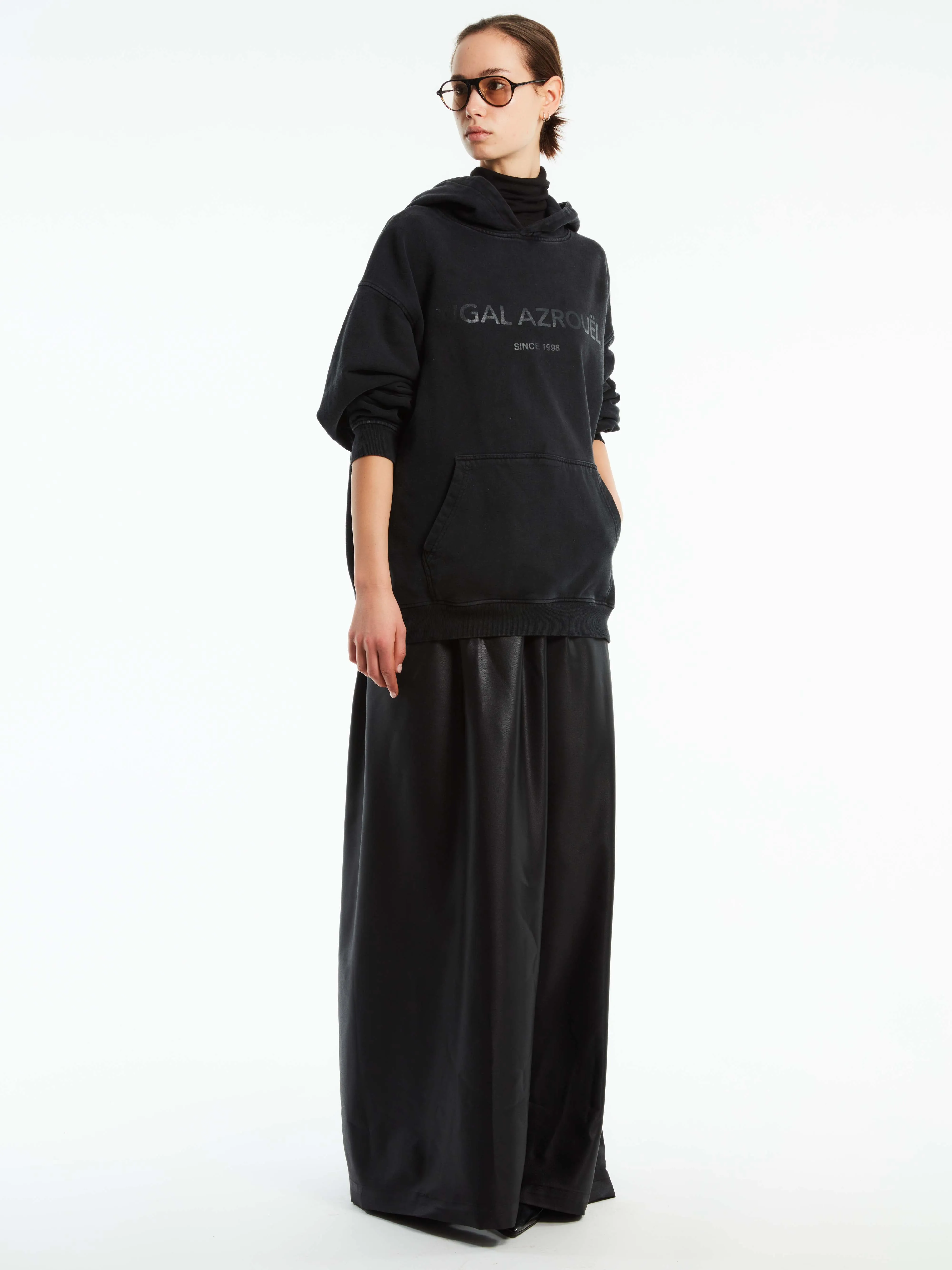 LOGO HOODIE