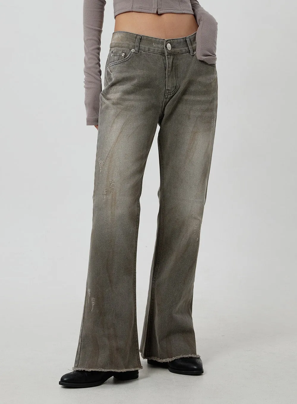 Low Rise Bootcut Jeans CF301